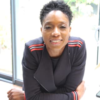 Mrs Rhea Pearse - Professional therapist profile photo