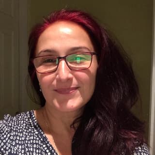 Mrs madalina edwards - Professional therapist profile photo