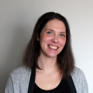 Ms Shannon  Clarke - Professional therapist profile photo