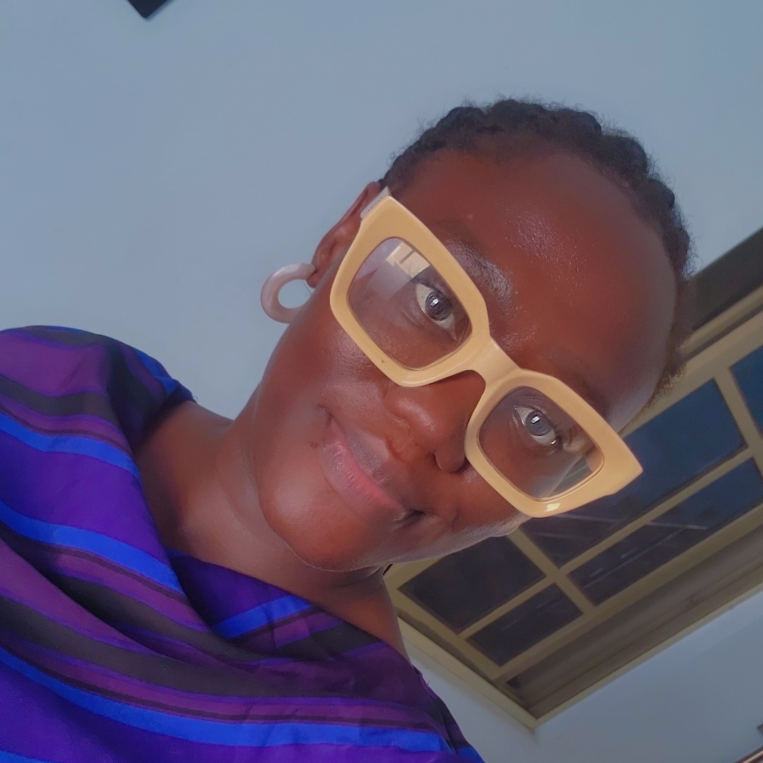 Mrs Adelayo OjoNkom - Professional therapist profile photo